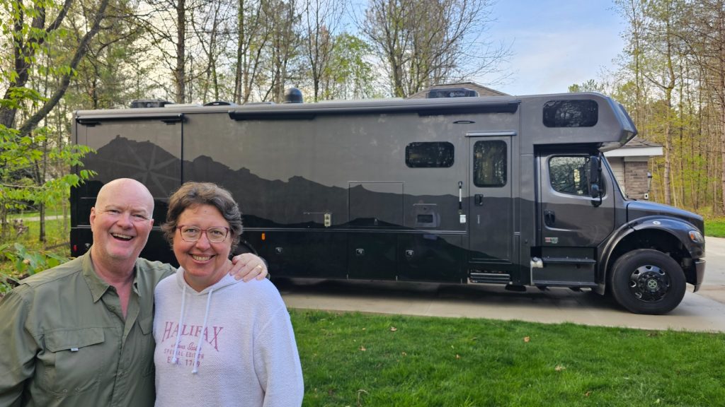 Dynamax Europa Super C RV